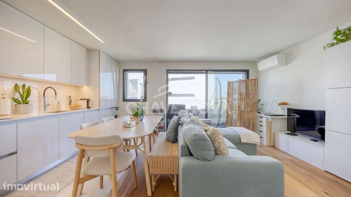 Apartamento T2 com varanda| Encosta do Infante – Oliveira do Douro - Grande imagem: 4/30