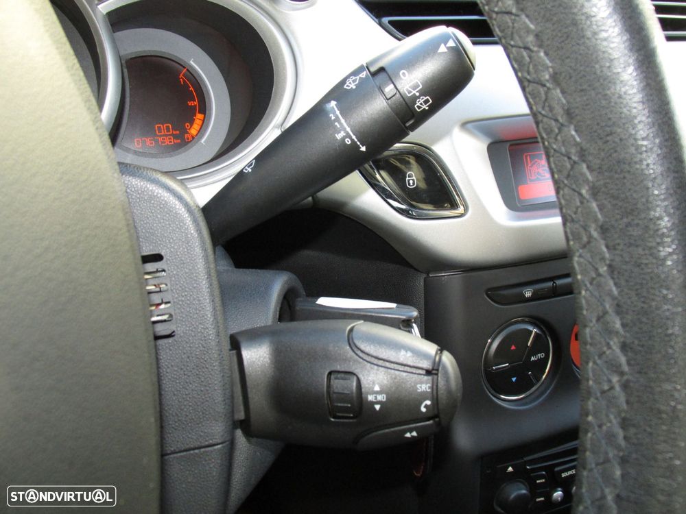 Citroën C3 1.4 HDi Exclusive Airdream - 28