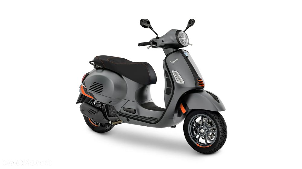 Vespa GTS - 8
