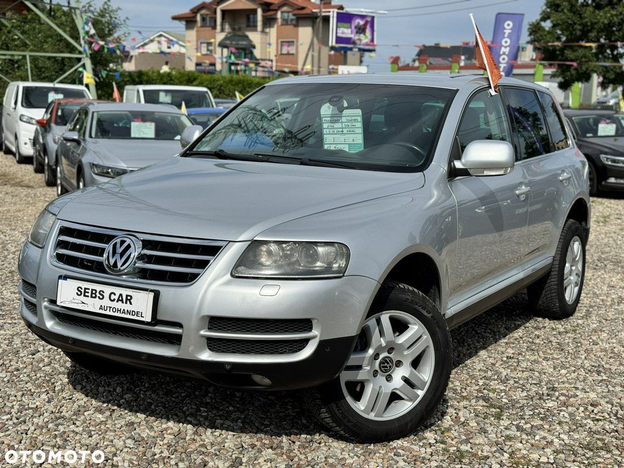 Volkswagen Touareg - 1