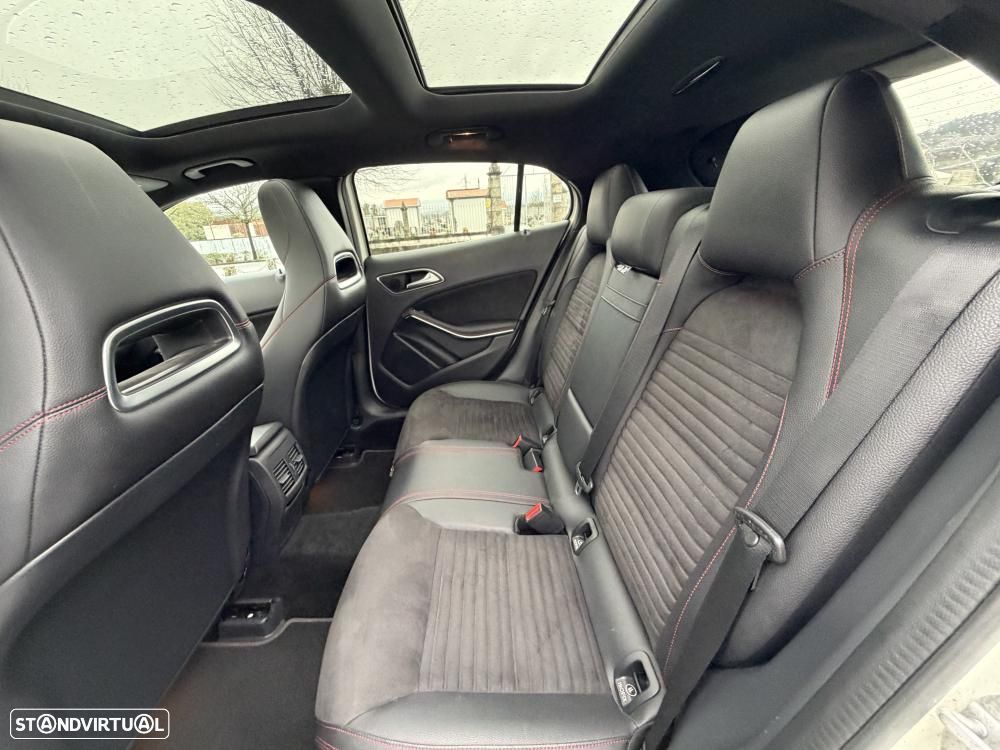 Mercedes-Benz GLA 220 d AMG Line - 22