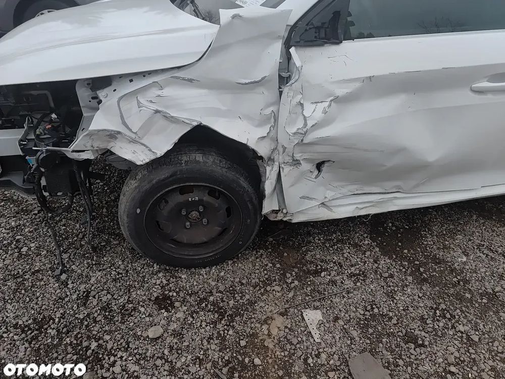 Peugeot 208 1.5 BlueHDi Active S&S - 10