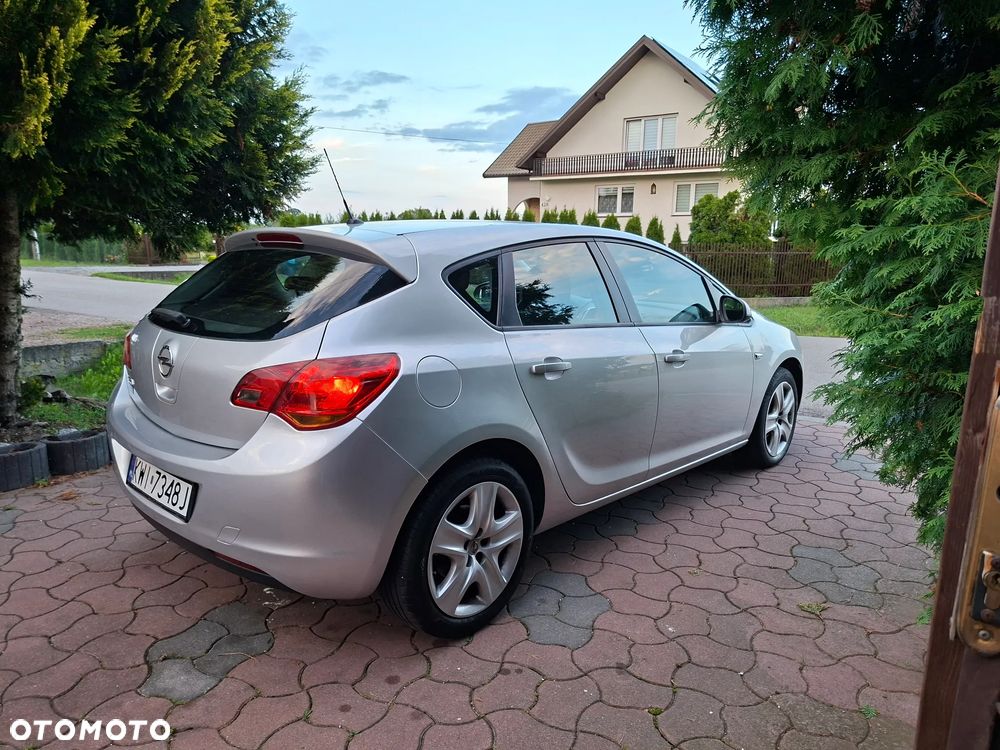 Opel Astra - 19