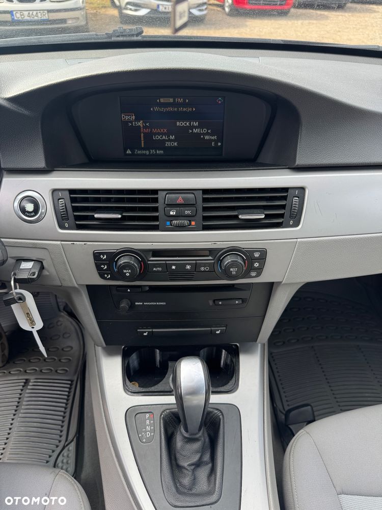 BMW Seria 3 320d DPF Edition Fleet Exclusive - 34