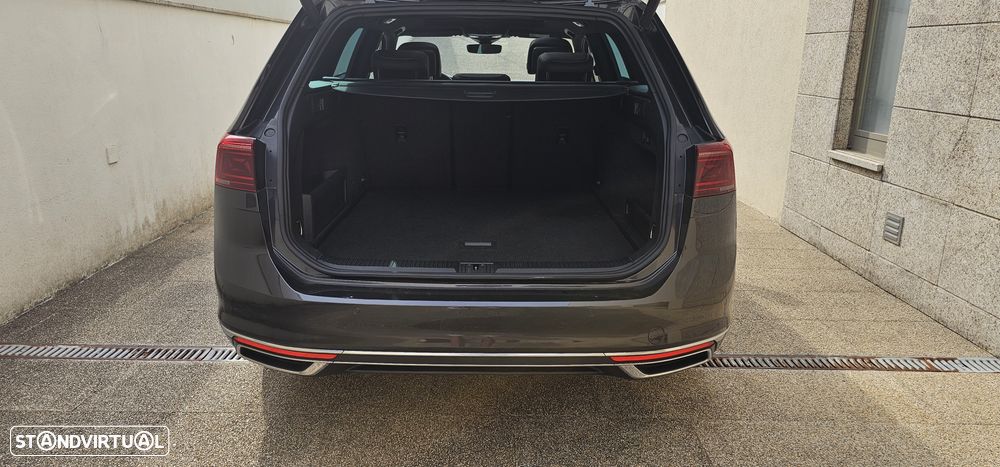 VW Passat Variant - 28
