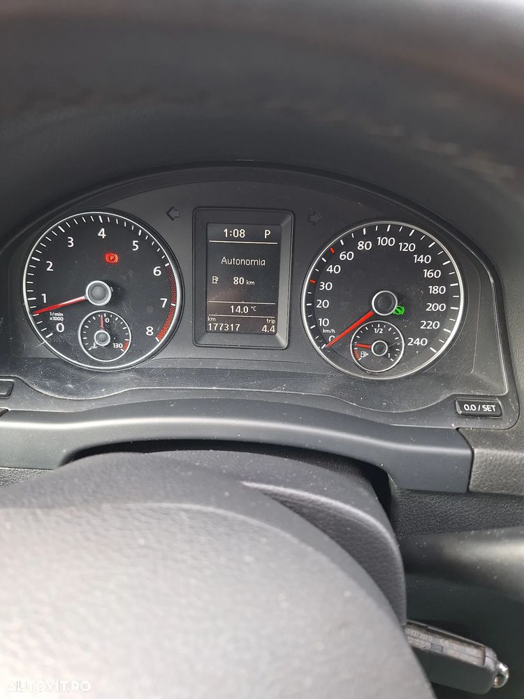 VOLKSWAGEN Golf Plus 2011 — imagine 8