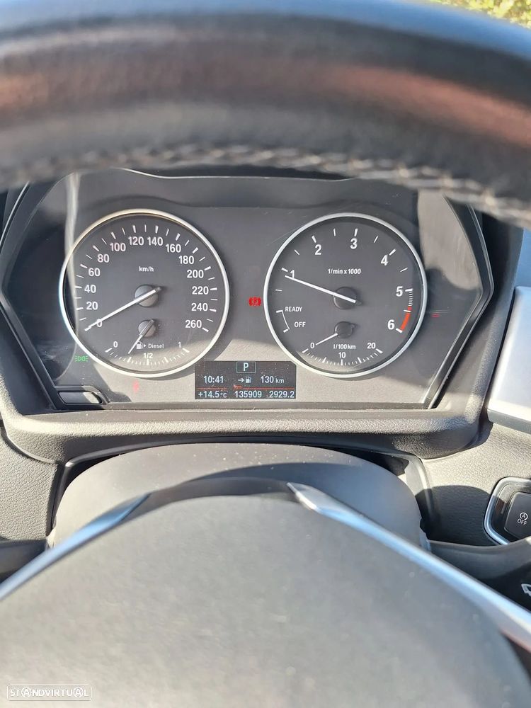 BMW X1 18 d sDrive Auto Line Sport - 8