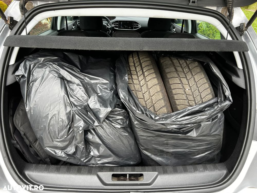 Peugeot 308 1.6 HDI FAP Acces - 25