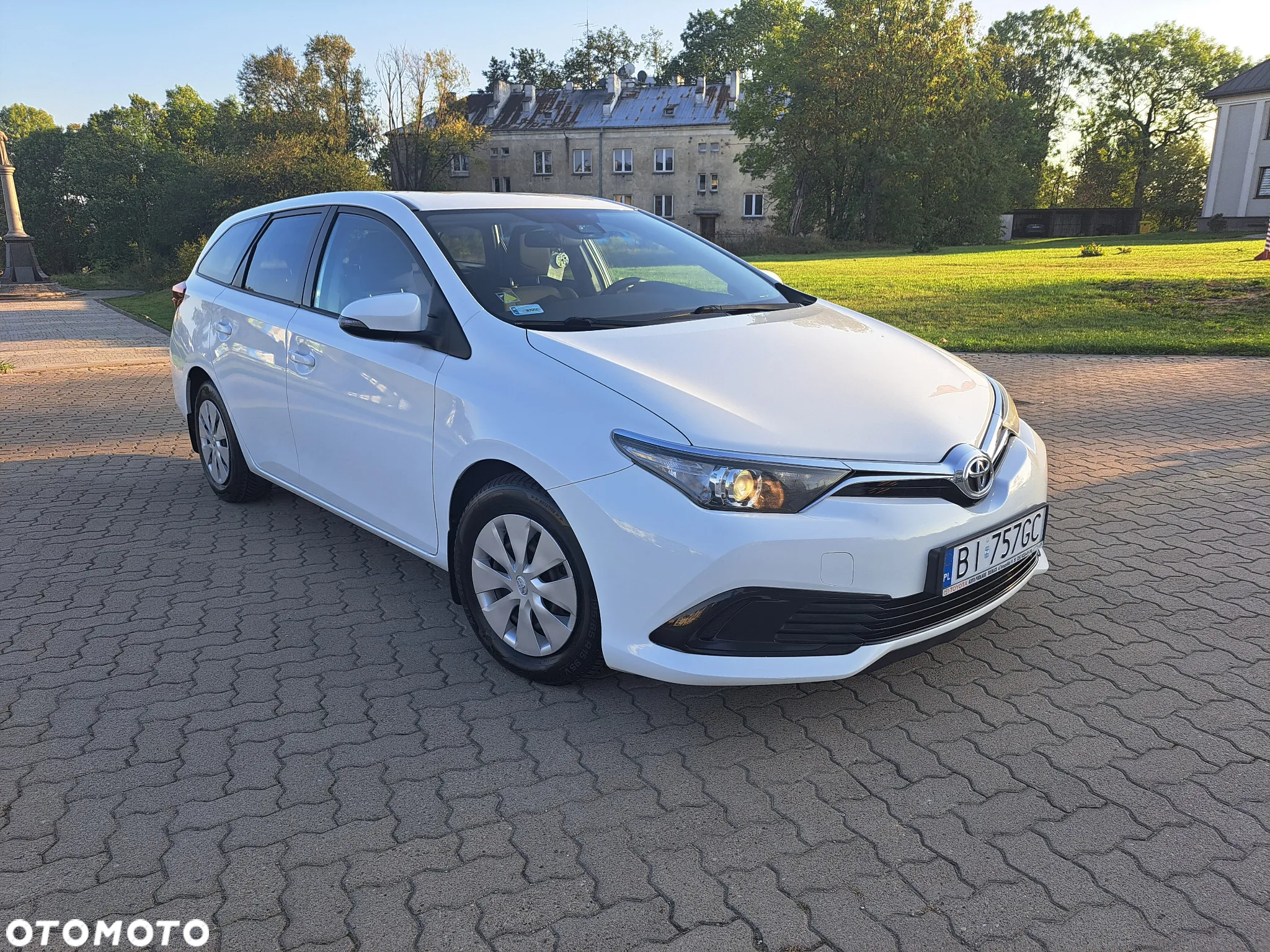 Toyota Auris - 5