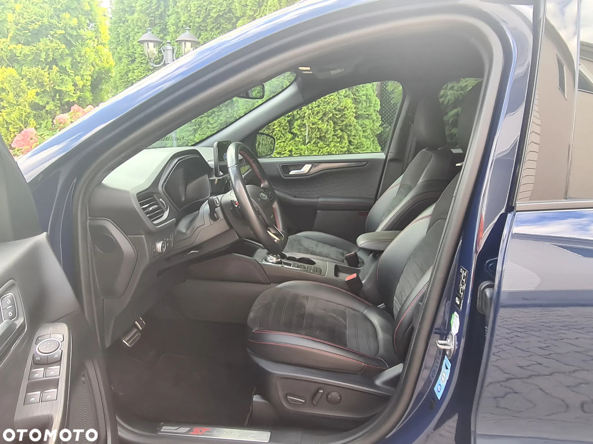 Ford Kuga 2.0 EcoBlue 4x4 ST-LINE X - 10