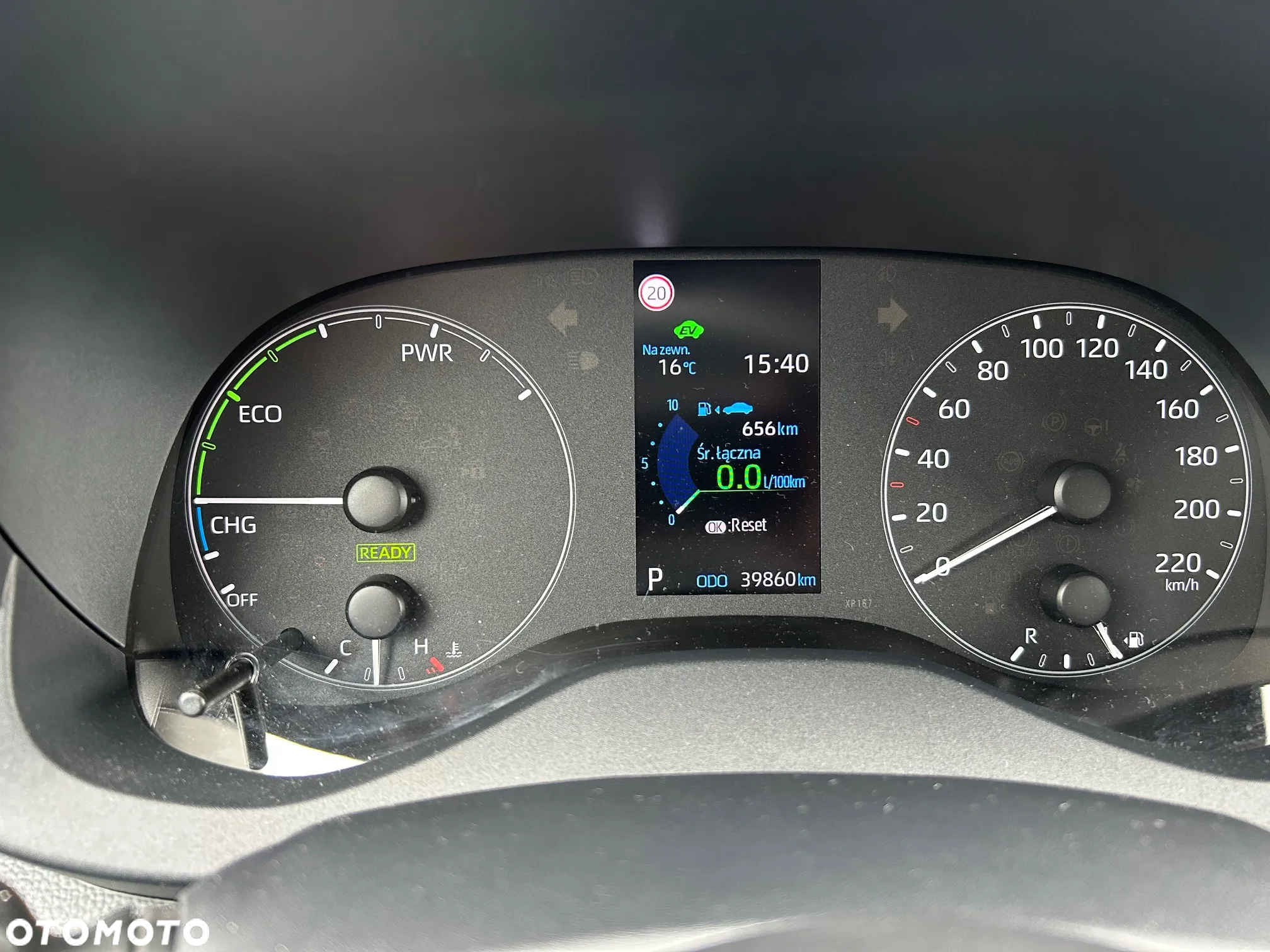 Toyota Yaris Hybrid 1.5 Comfort - 27