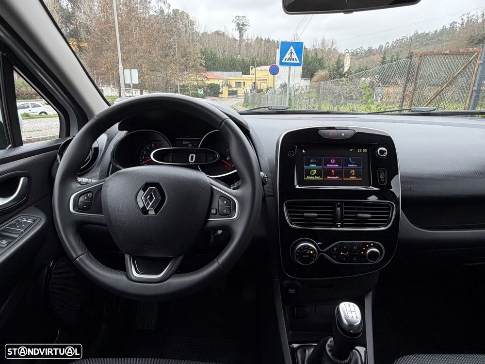 Renault Clio Sport Tourer - 28