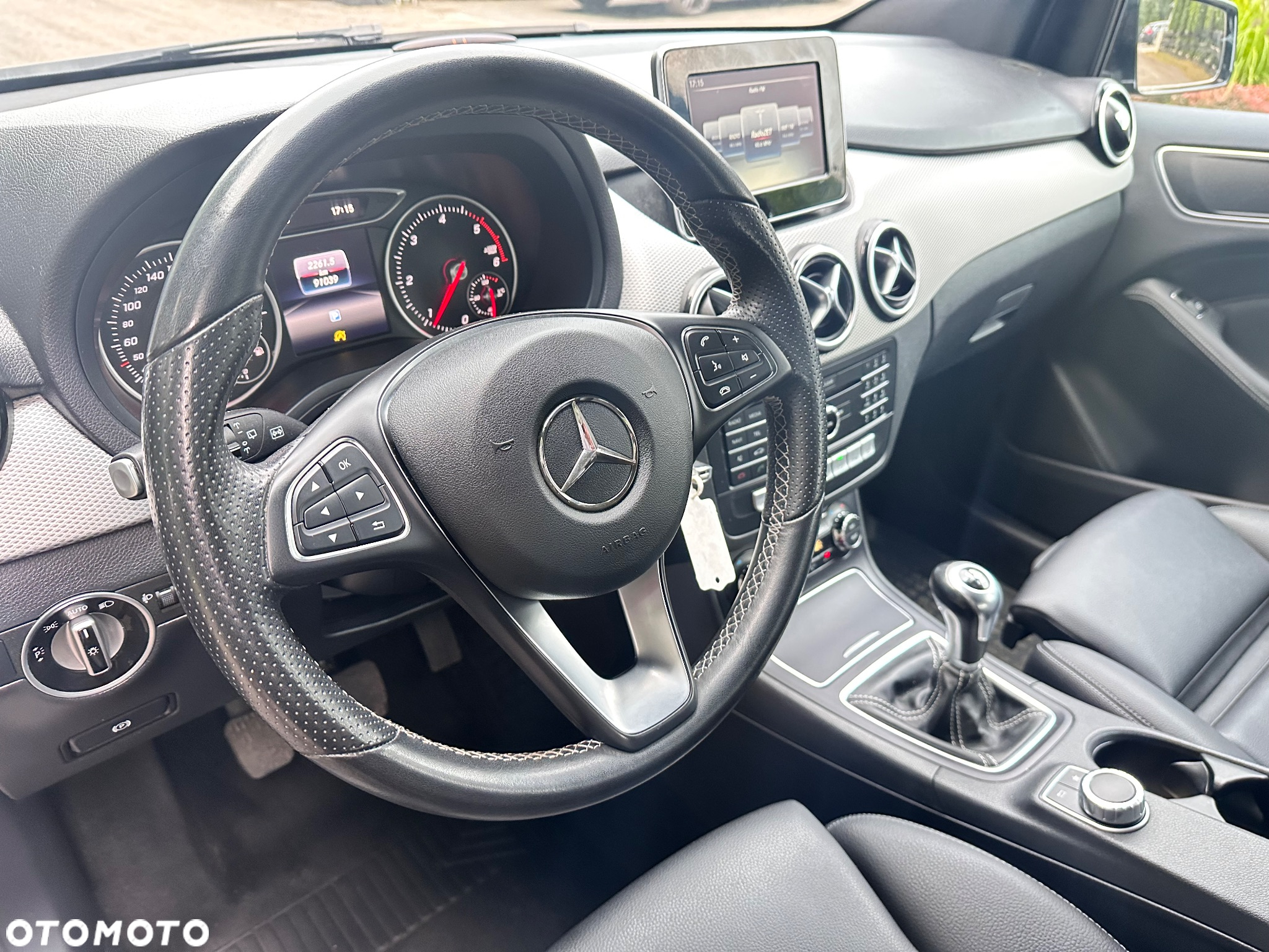 Mercedes-Benz Klasa B 180 CDI BlueEFFICIENCY Edition Style - 14