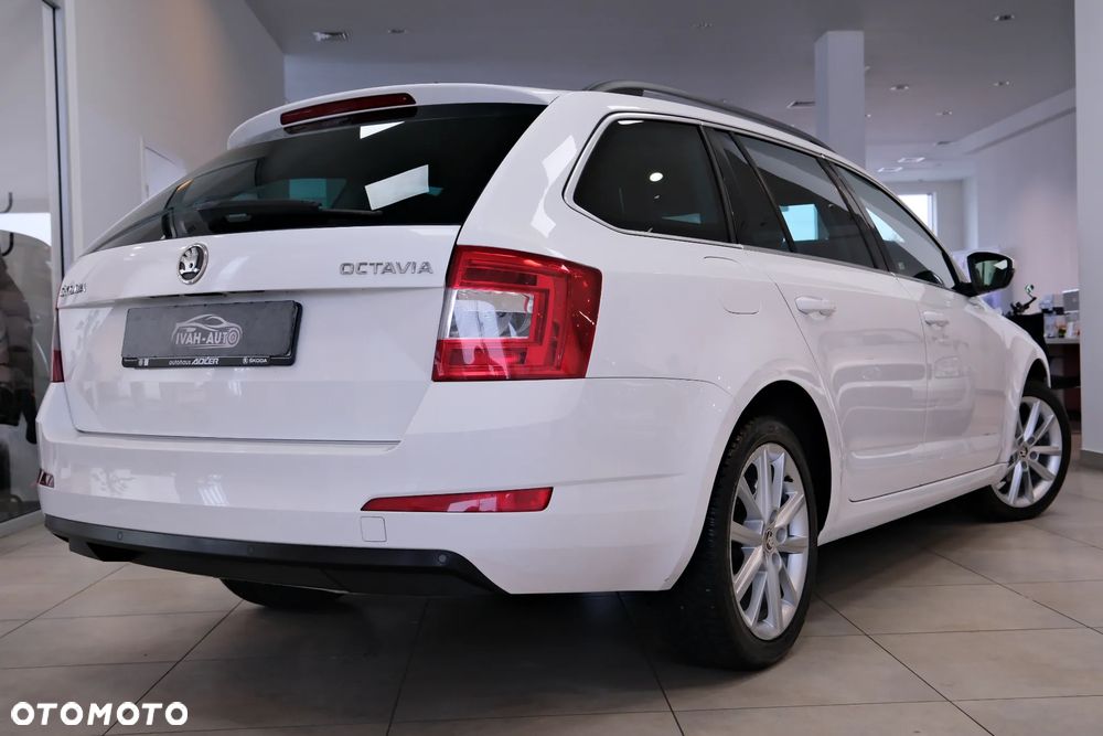 Skoda Octavia 1.6 TDI Active - 10