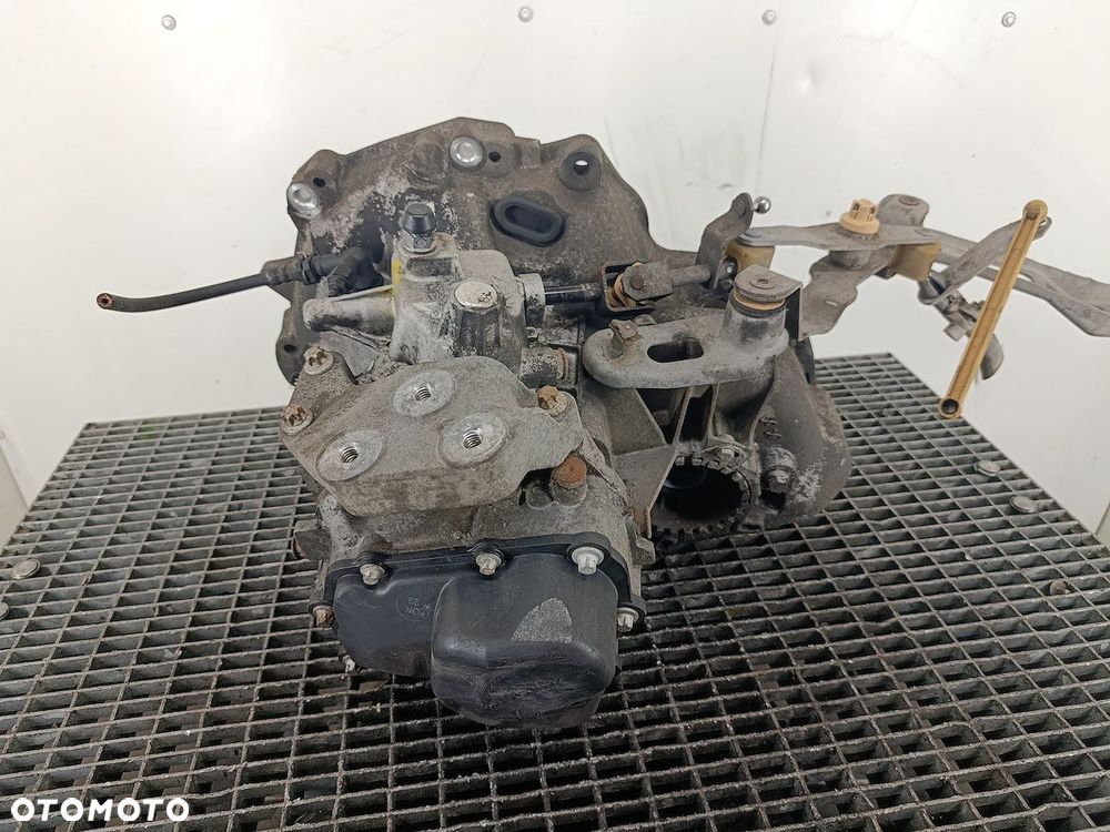 SKRZYNIA BIEGÓW MANUALNA 5 OPEL CORSA D S9W374 1.3 CDTI - 4