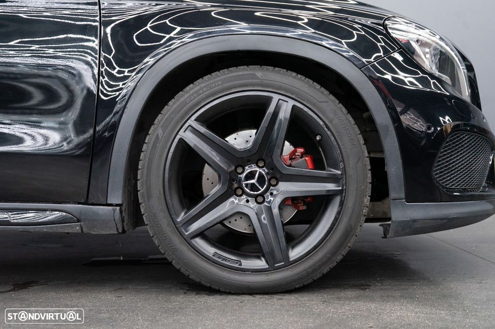 Mercedes-Benz GLA 220 d AMG Line - 12