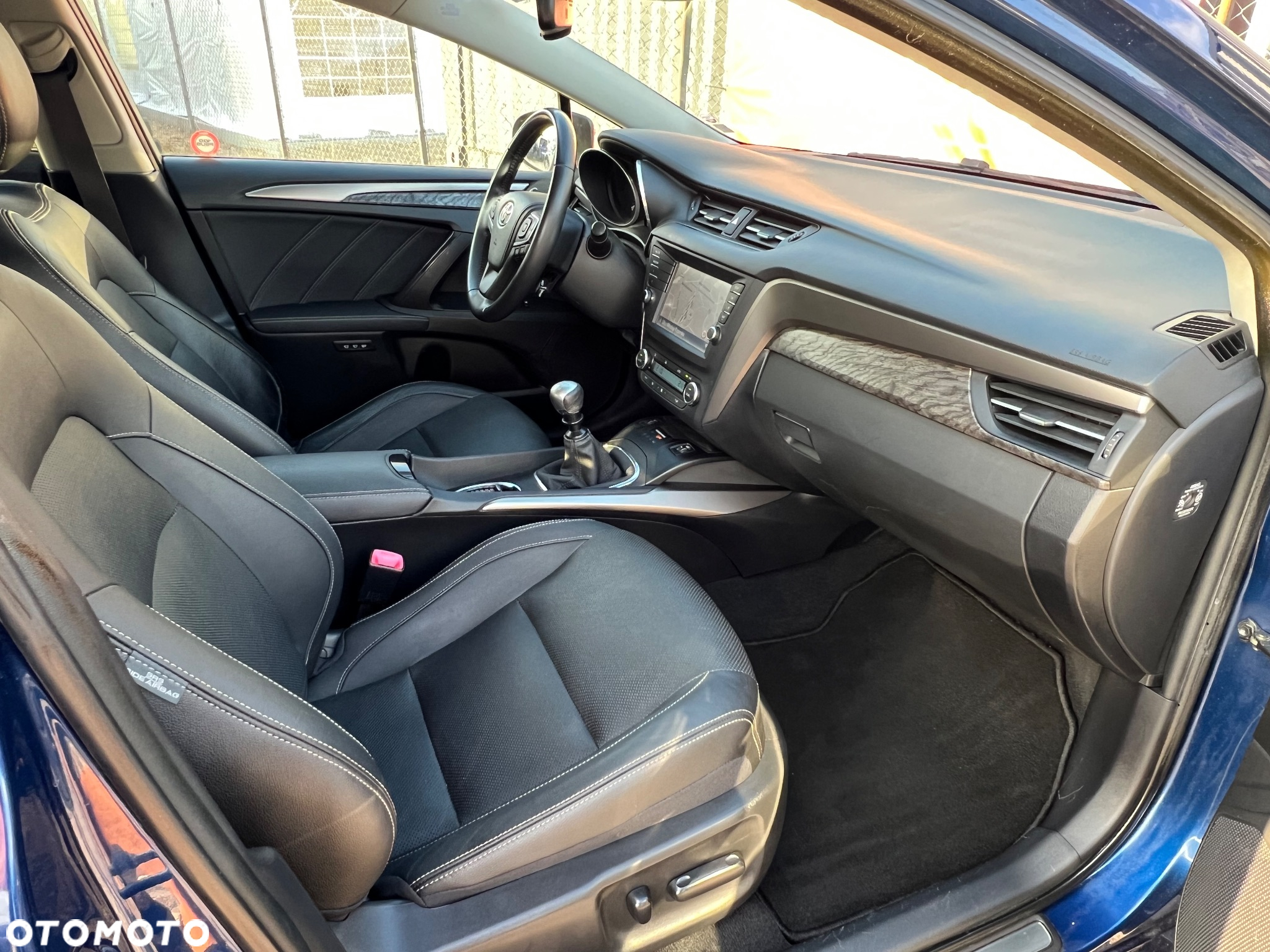 Toyota Avensis Touring Sports 2.0 D-4D Edition S+ - 7