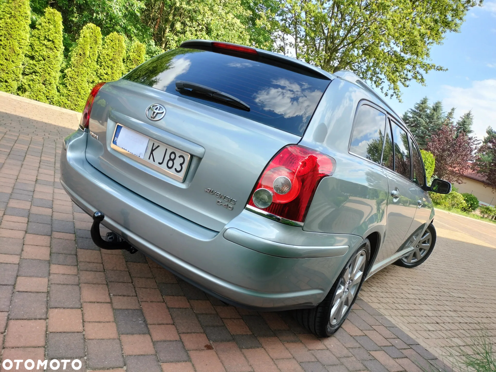 Toyota Avensis 2.0 D-4D Sol+NAVI - 25