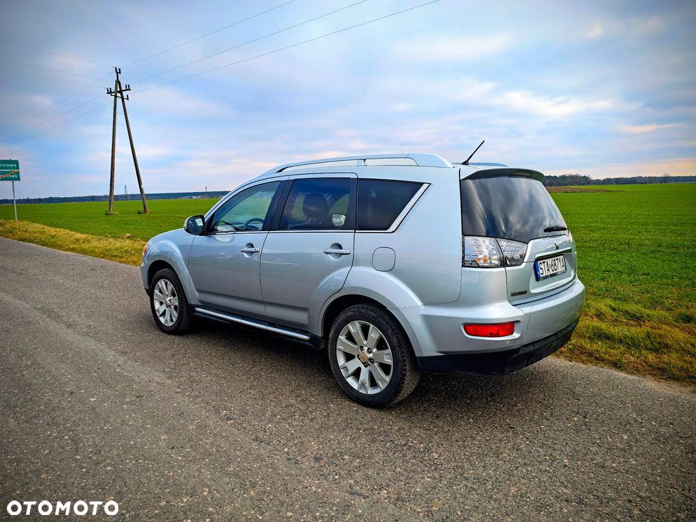 Mitsubishi Outlander 2.0 DID Instyle - 6