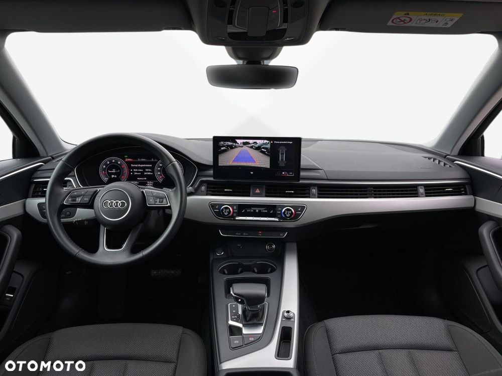 Audi A4 Limousine - 18