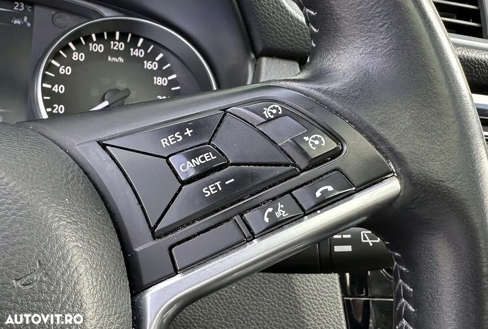 Nissan Qashqai 1.5 DCI TEKNA+ - 22