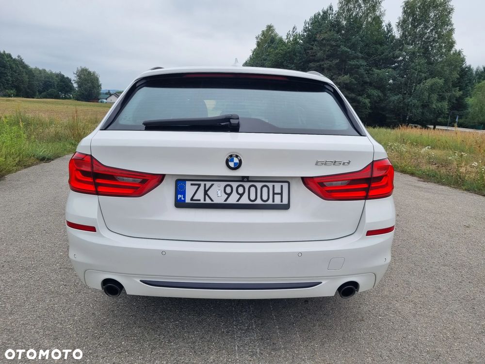 BMW Seria 5 525d Sport Line sport - 5