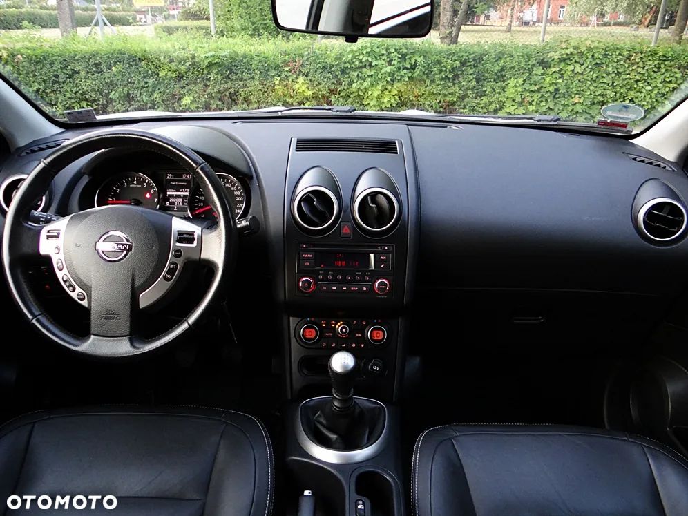 Nissan Qashqai 2.0 lounge - 39