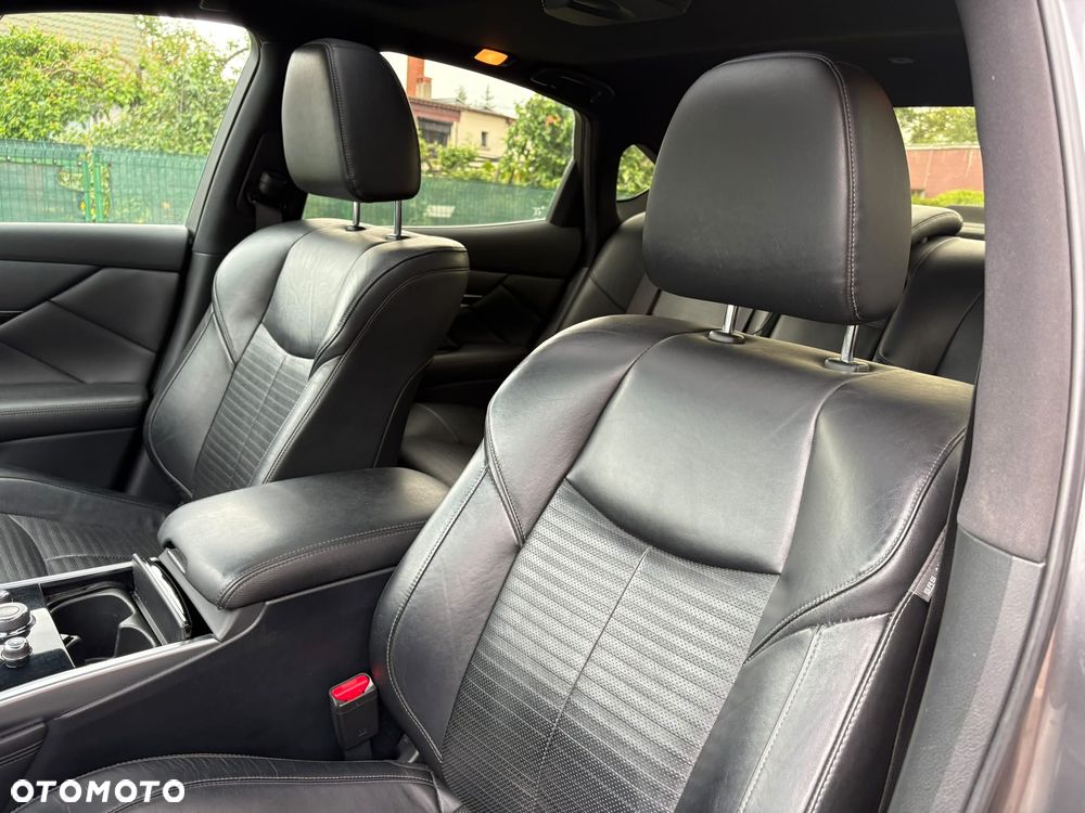 Infiniti Q70 2.2d Premium Executive - 14