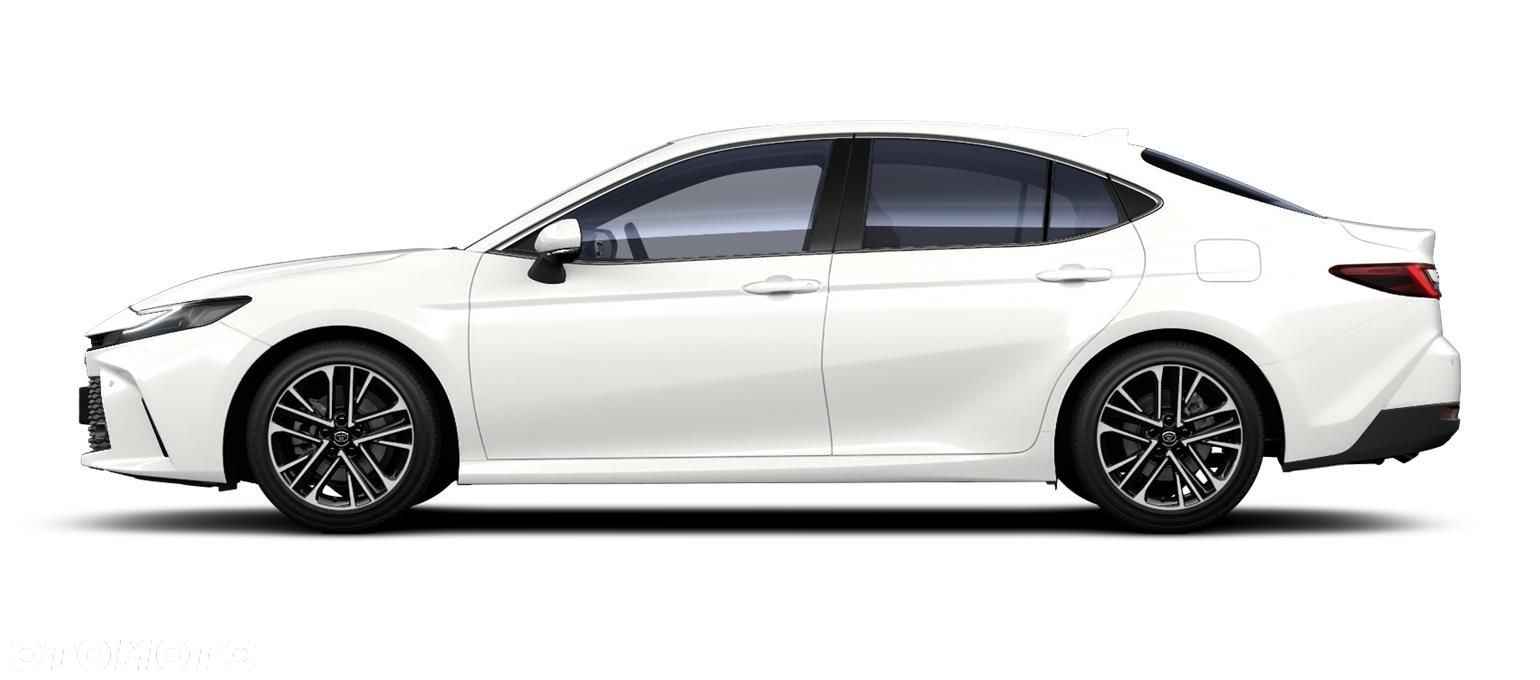 Toyota Camry - 6