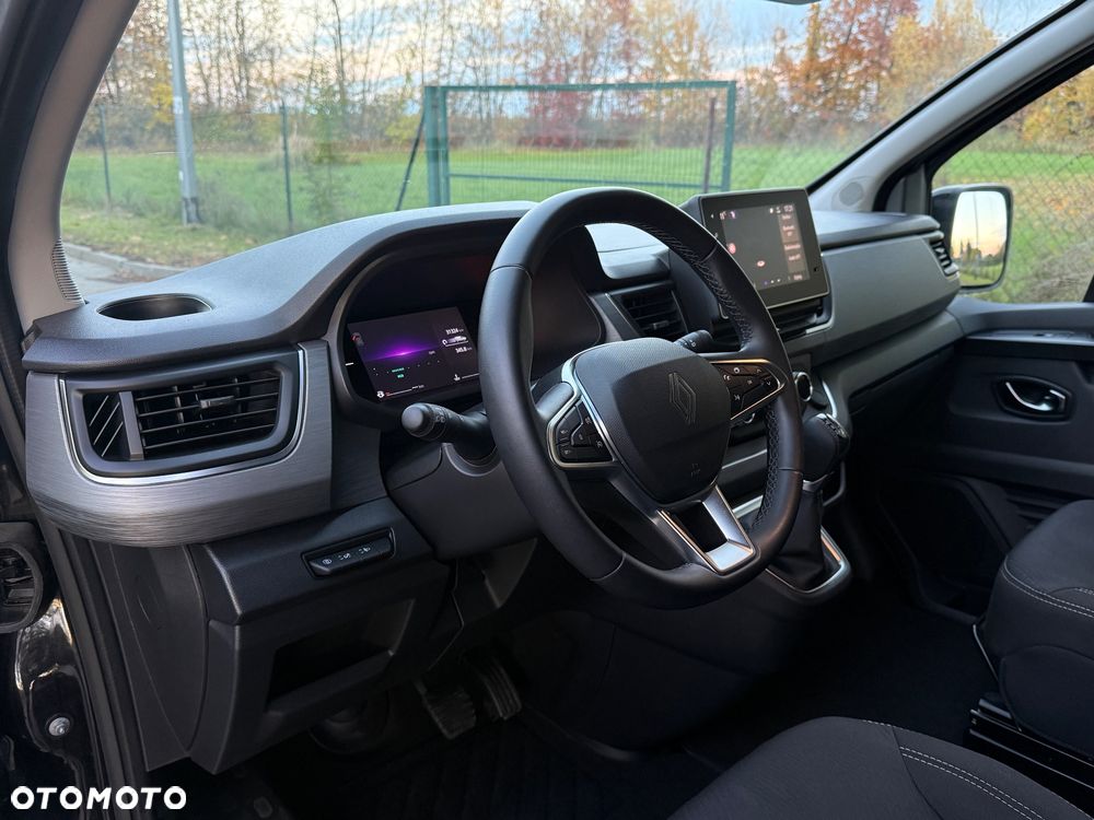 Renault Trafic - 23