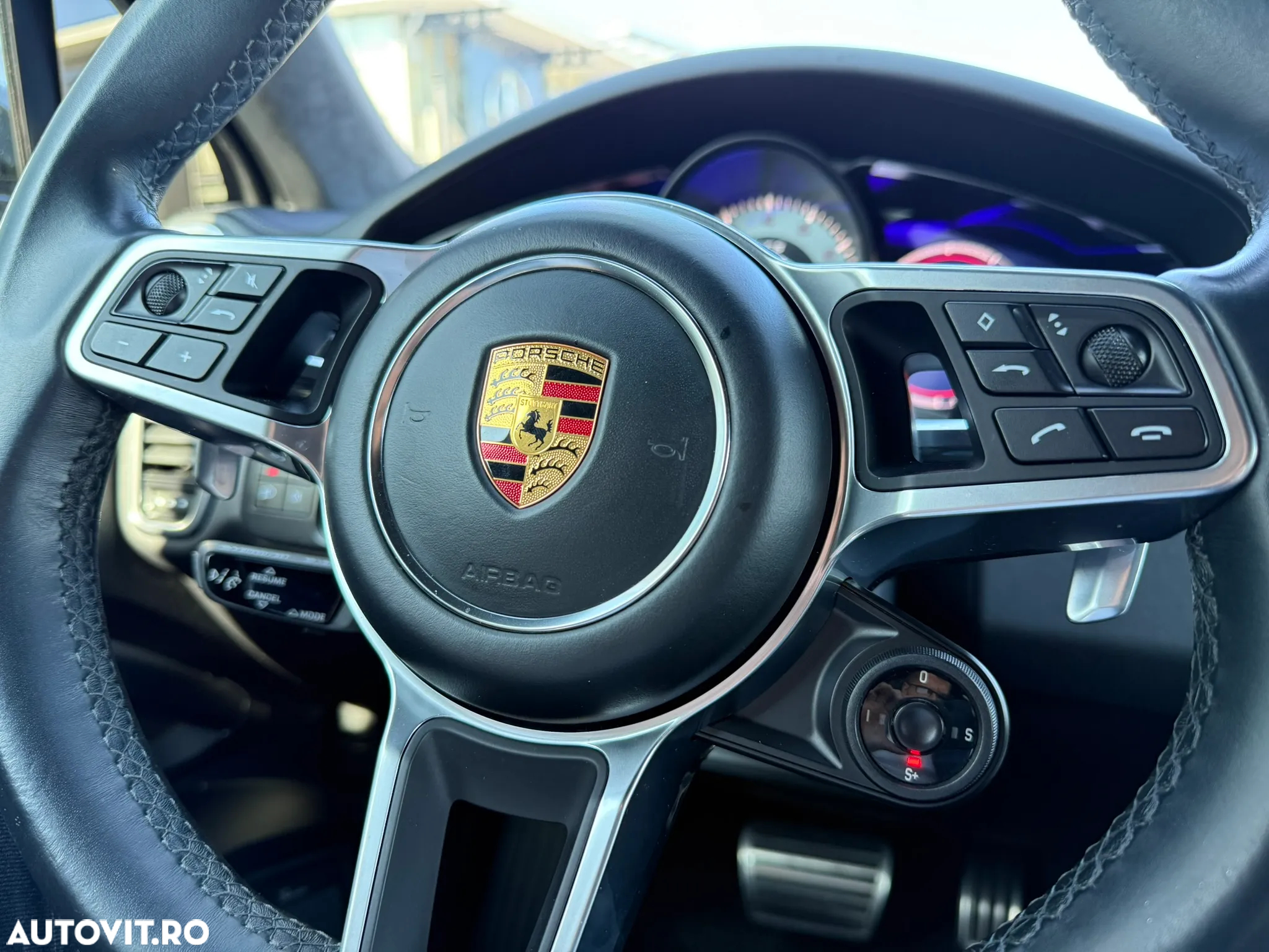 Porsche Cayenne Coupe Turbo - 19