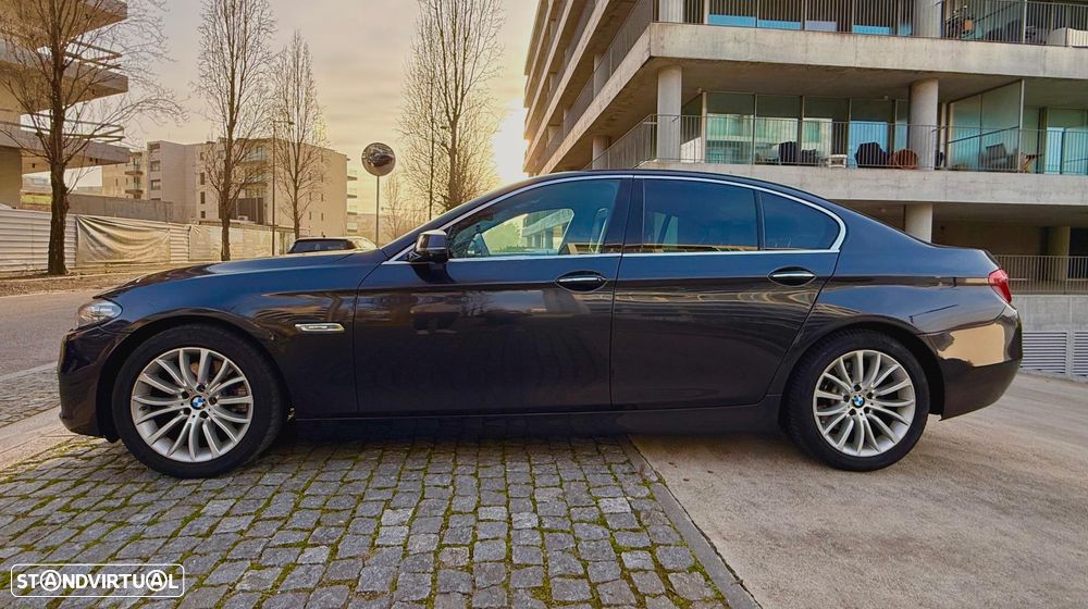 BMW 520 d Line Luxury Auto - 3