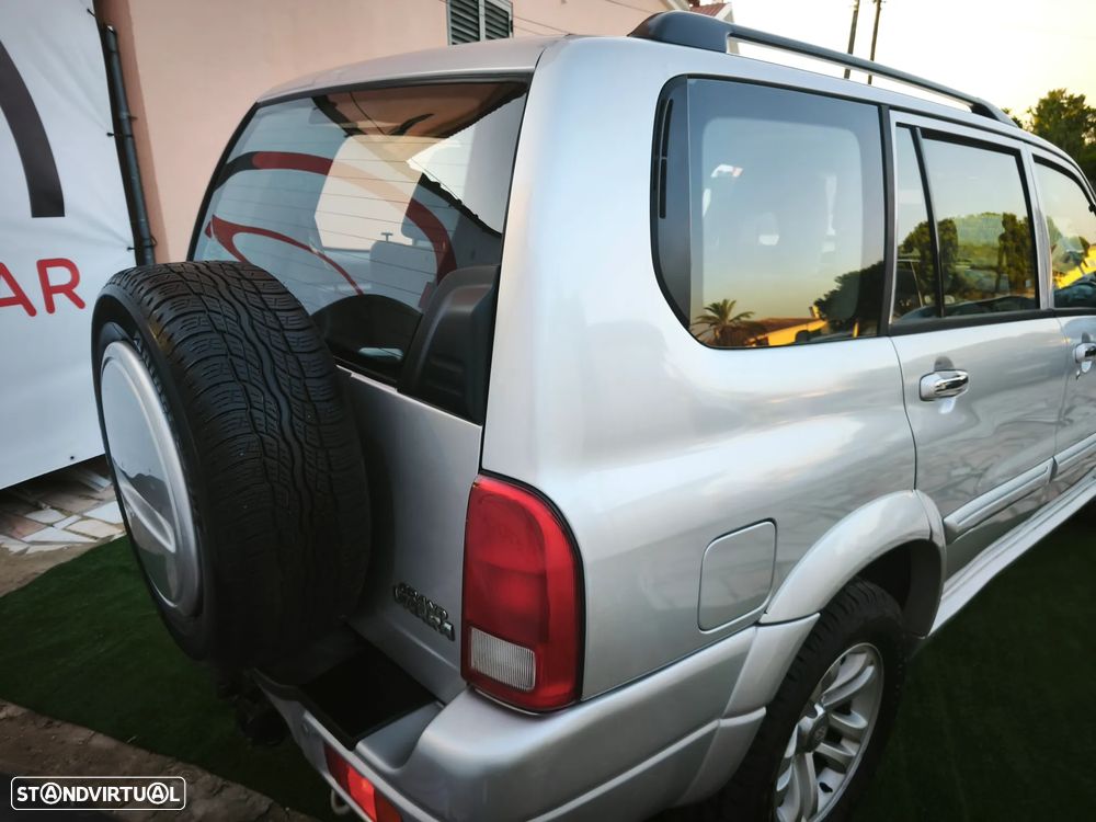 Suzuki Grand Vitara Metal Top 2.0 HDi - 6