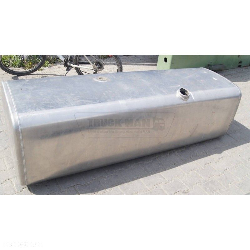 Zbiorniki paliwa, różne pojemności z Pojazdów MAN - 4