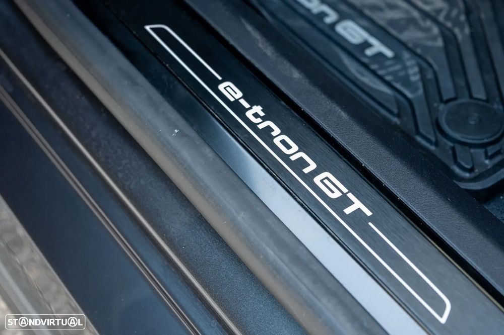 Audi e-tron GT quattro - 19