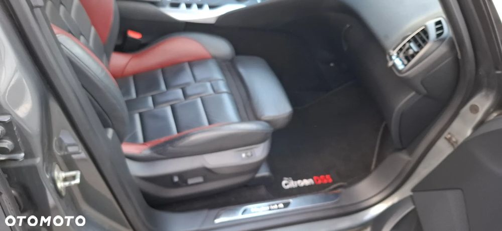 Citroën DS5 Hybrid4 EGS6 Chic - 26