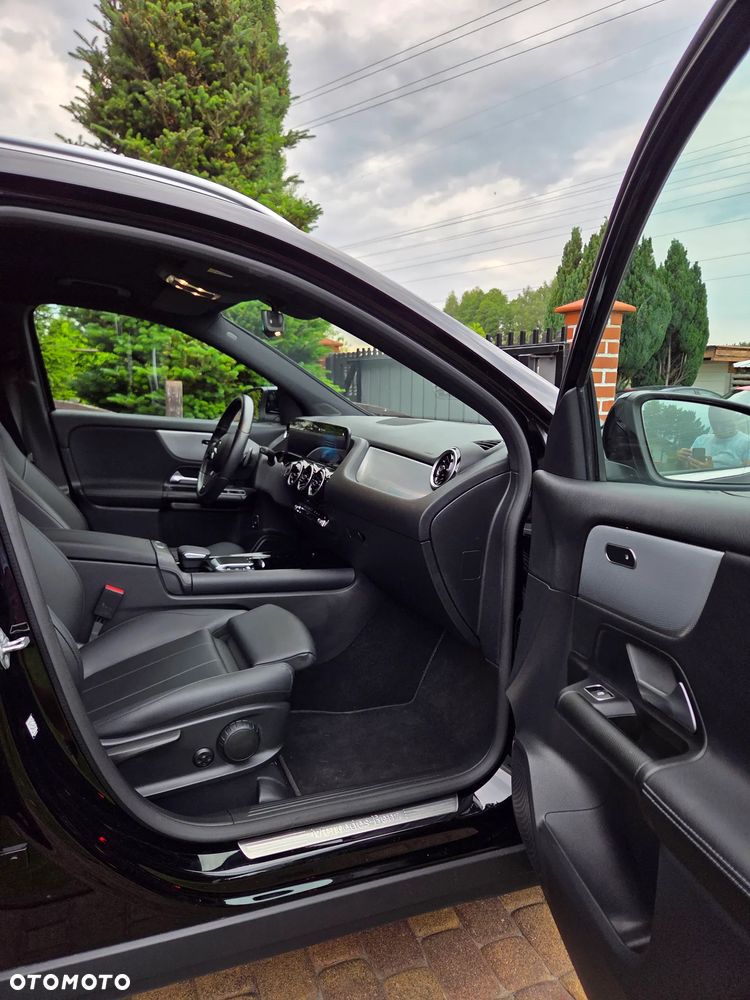 Mercedes-Benz GLA 200 Business Edition - 16