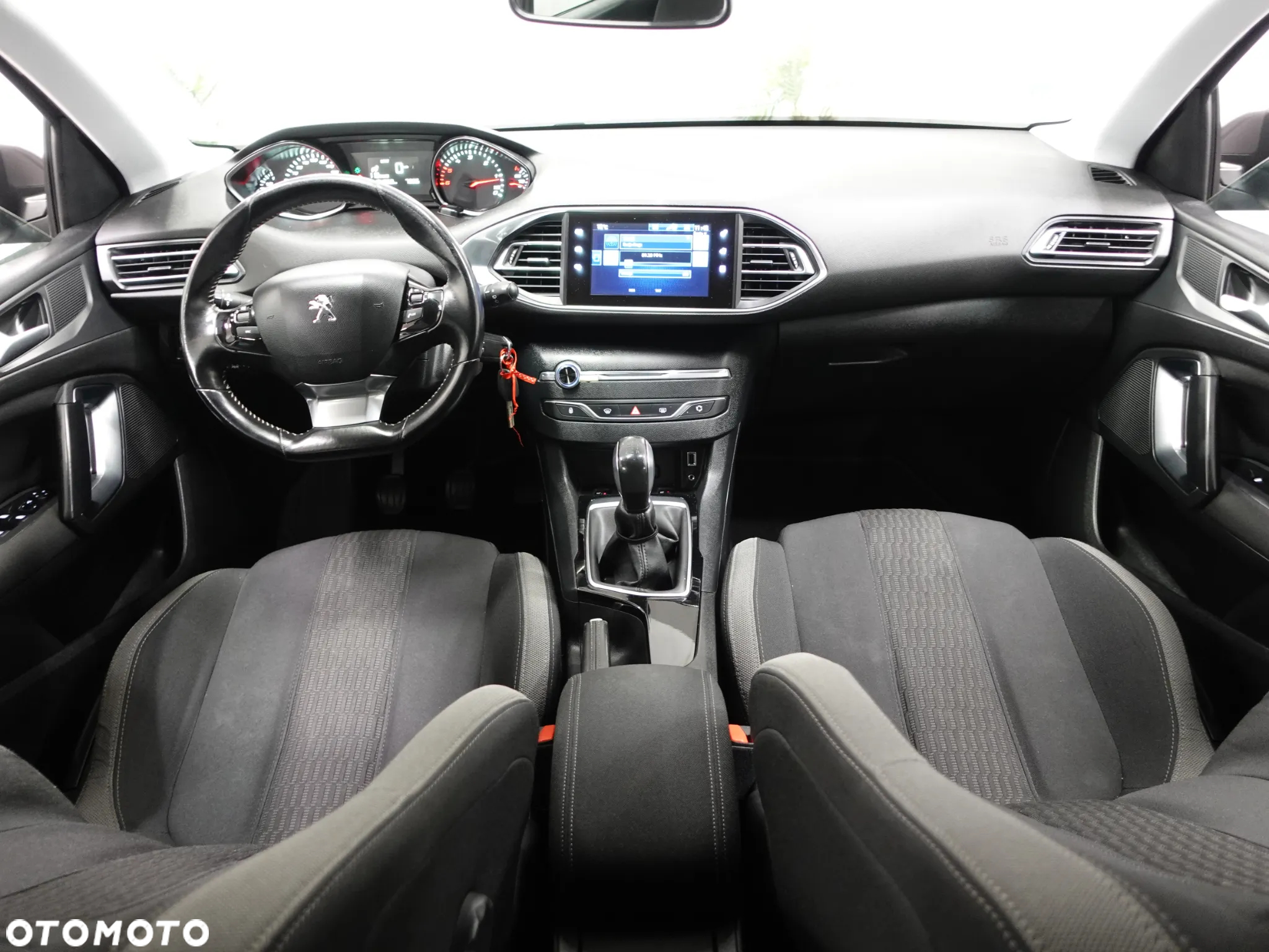 Peugeot 308 1.6 BlueHDi Style S&S - 29