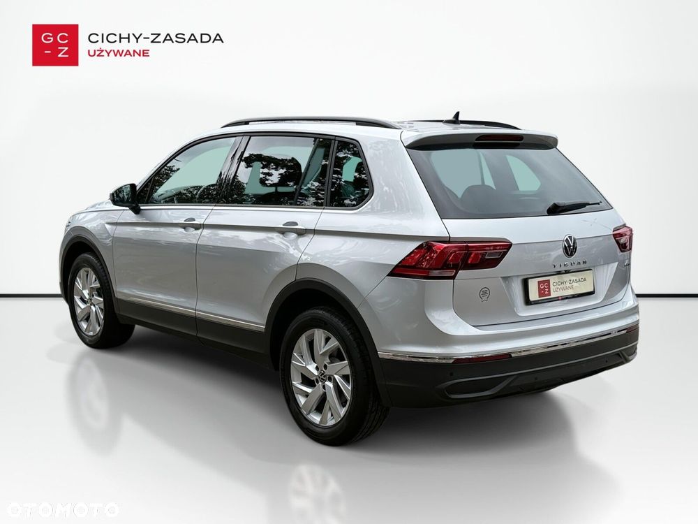 Volkswagen Tiguan - 7