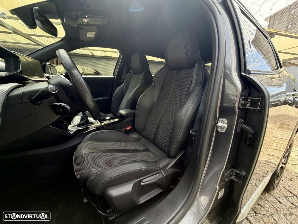 Peugeot 2008 1.5 BlueHDi GT - 22