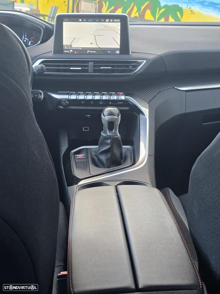 Peugeot 3008 1.5 BlueHDi Allure Baixo Consumo - 57