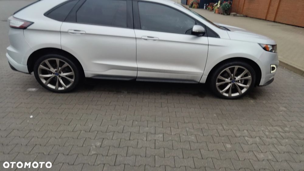 Ford Edge - 4