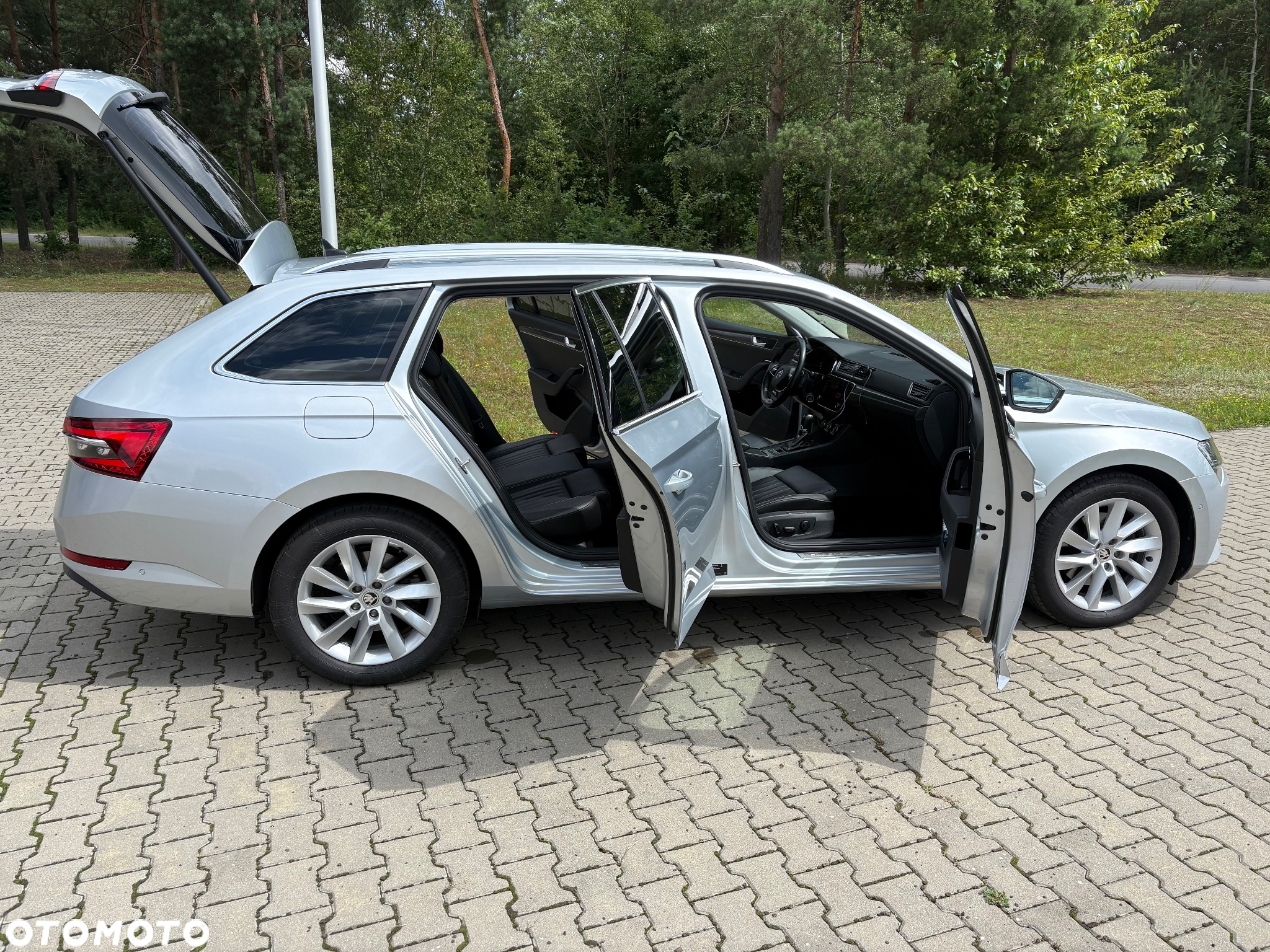 Skoda Superb 2.0 TDI DSG Style - 12