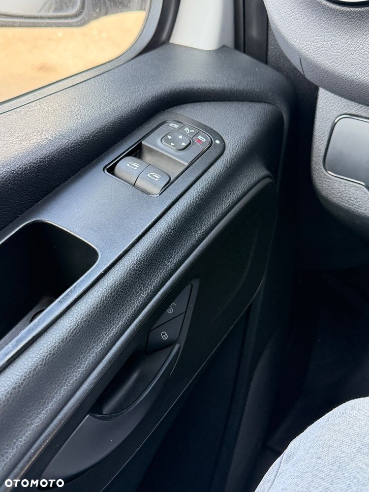 Mercedes-Benz SPRINTER - 9
