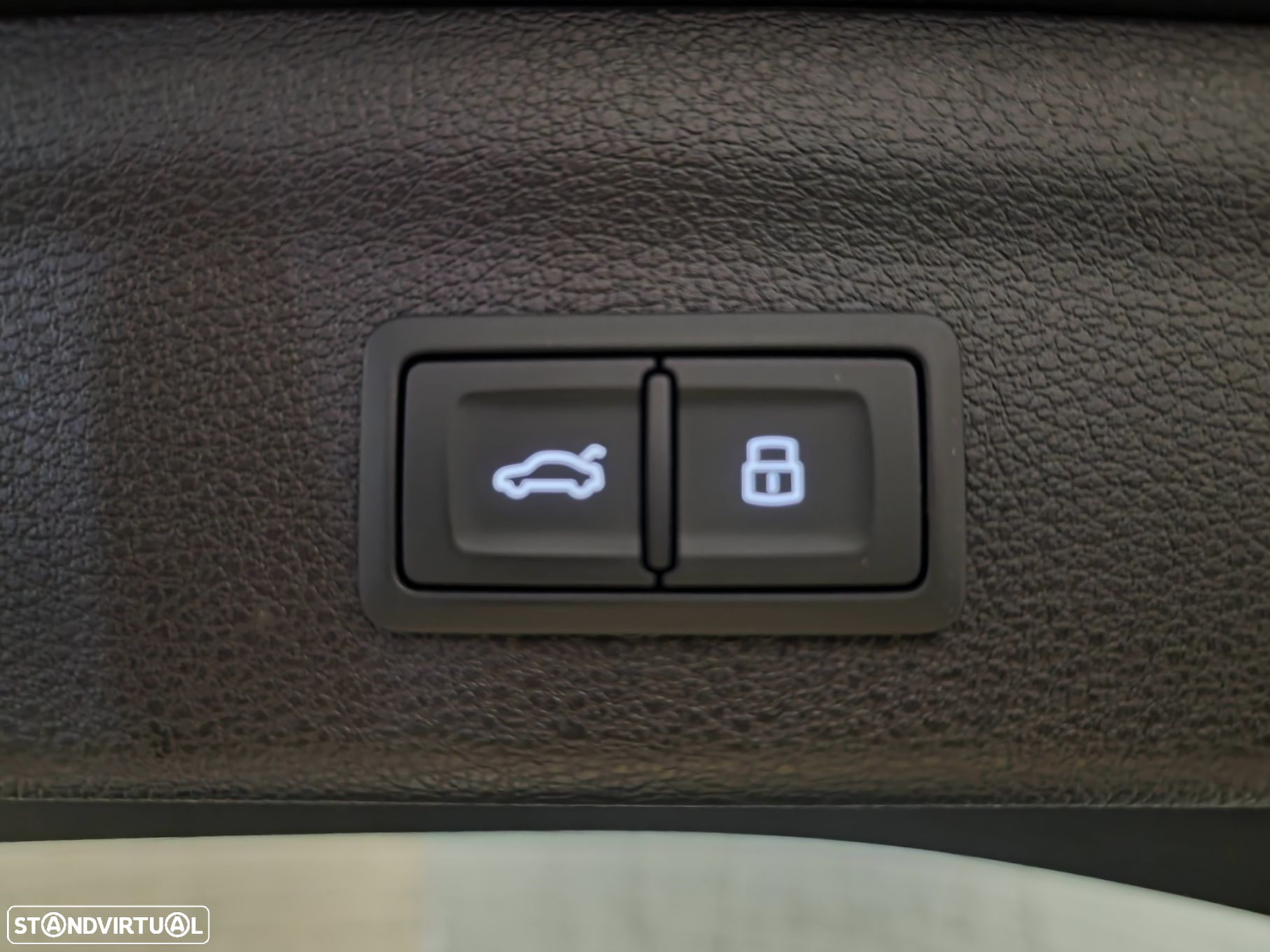 Audi Q3 45 TFSIe S line S tronic - 36