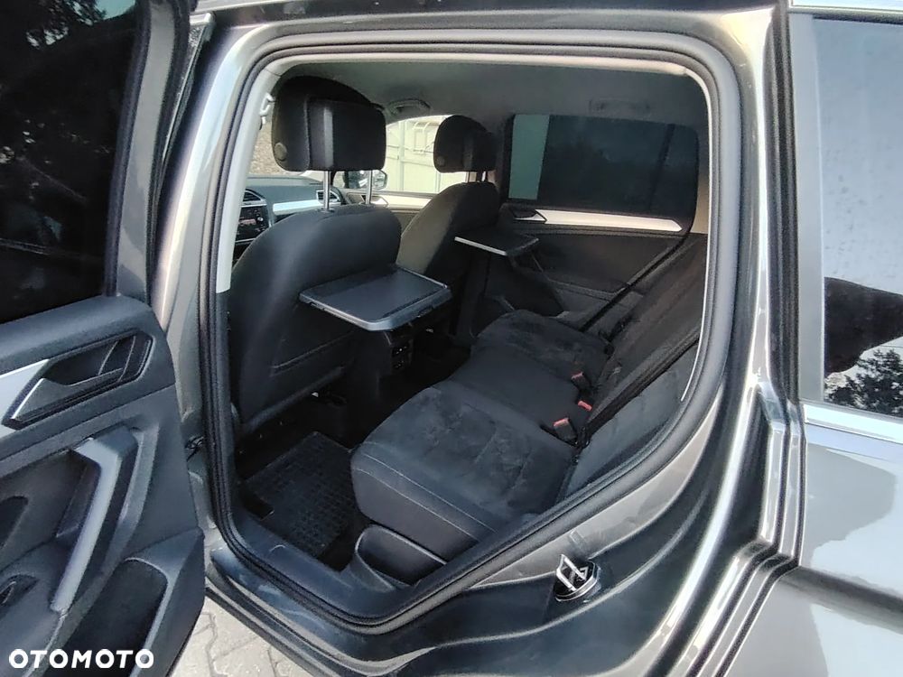 Volkswagen Tiguan 2.0 TDI SCR R-Line - 12