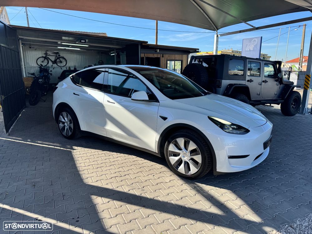 Tesla Model Y Long Range Tração Integral - 22