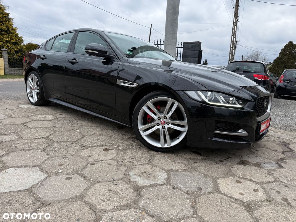 Jaguar XE 20d R-Sport - 5