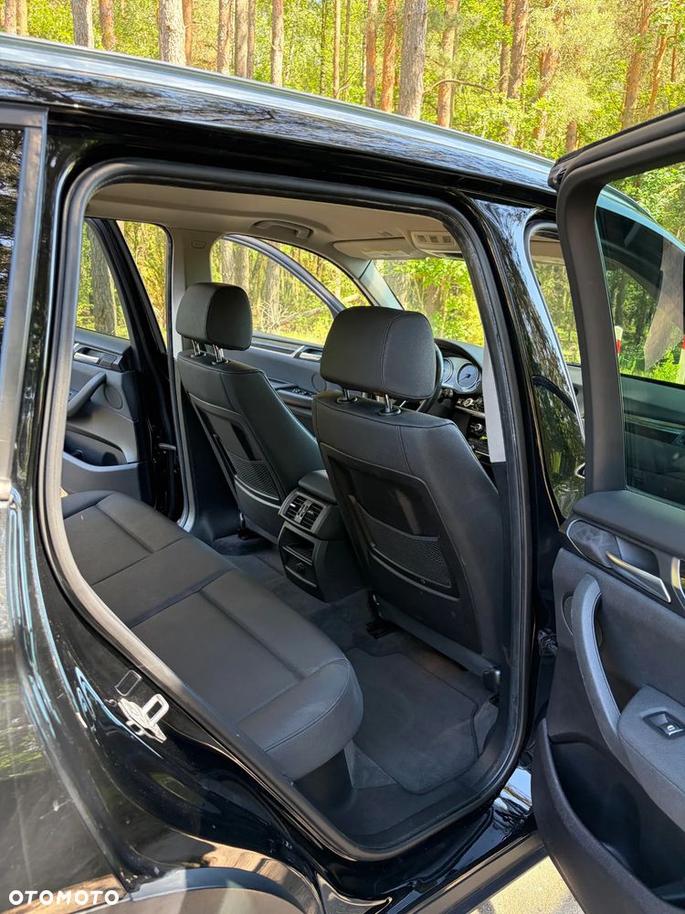 BMW X3 28i xDrive - 8