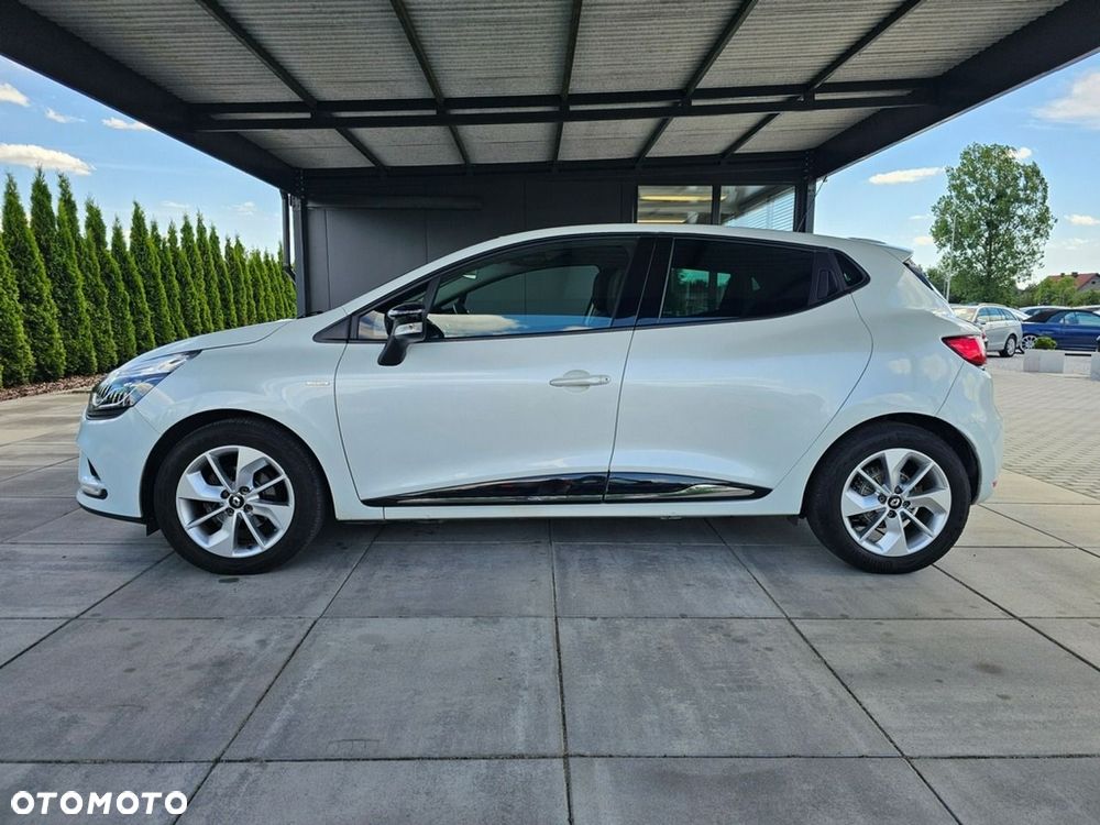 Renault Clio - 9